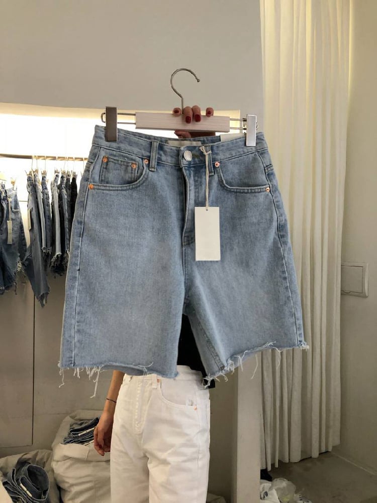 Relaxed Fit Women's Denim Shorts